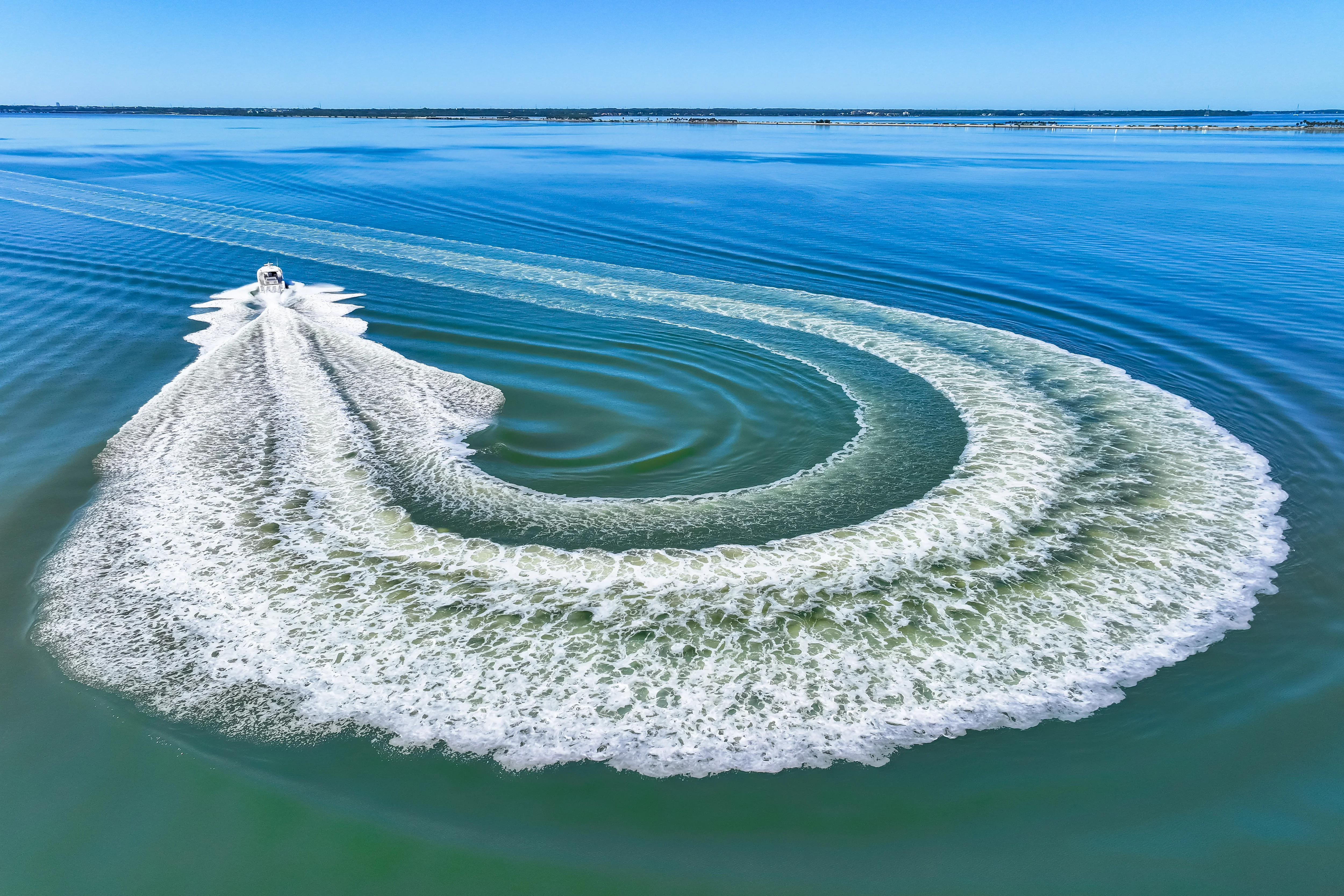 2025 Boston Whaler 420 Outrage Image Thumbnail #28