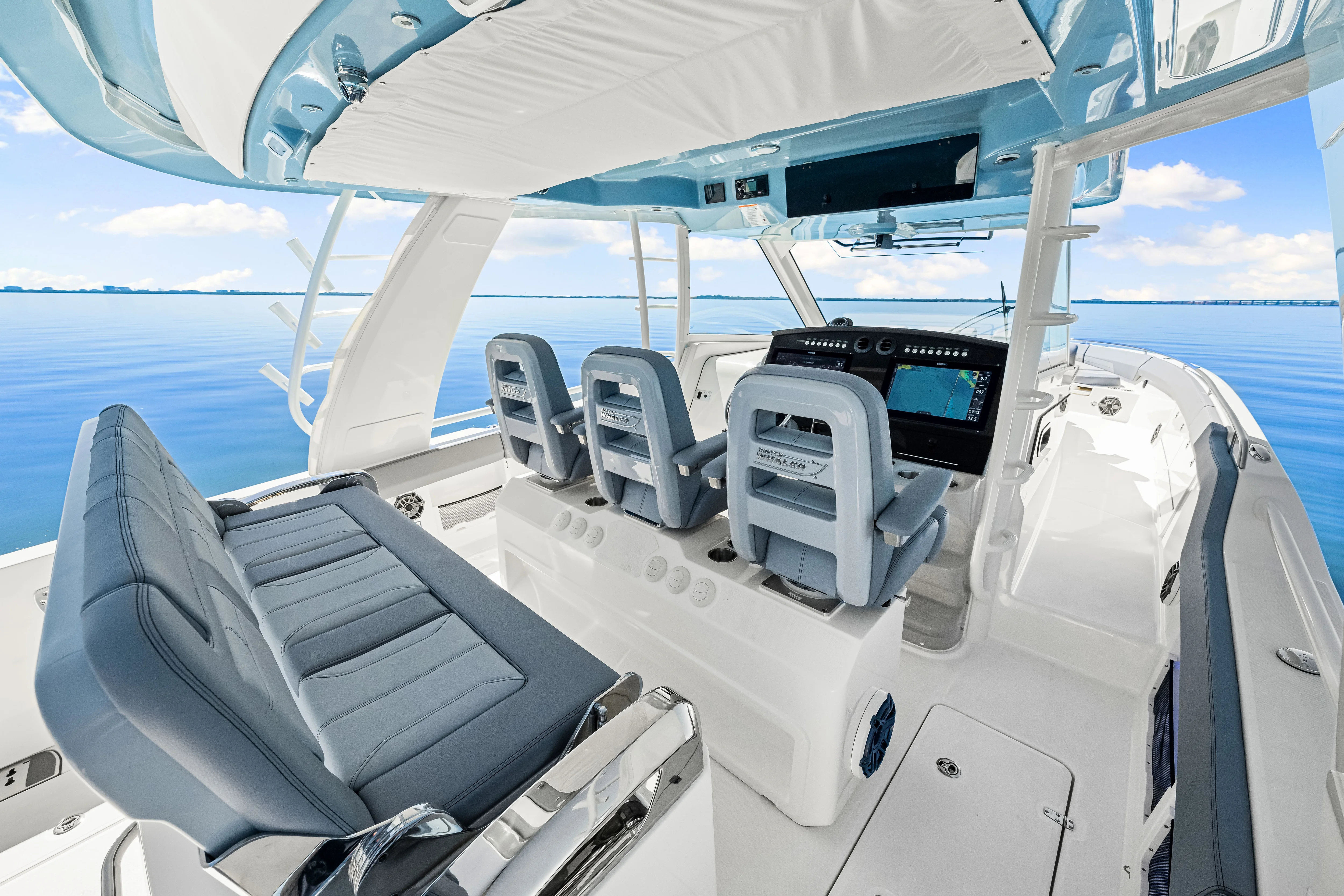 2025 Boston Whaler 420 Outrage Image Thumbnail #46