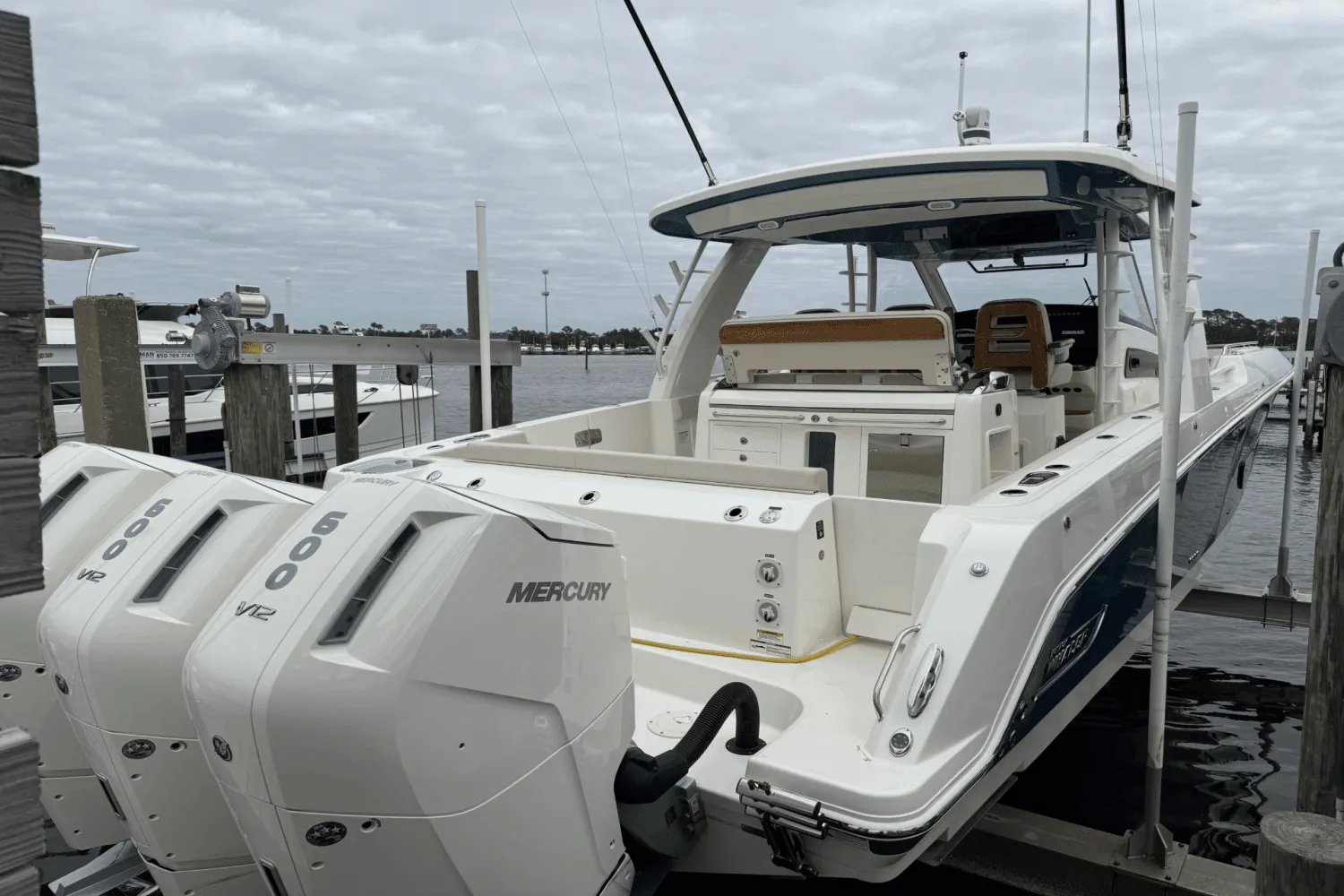 2025 Boston Whaler 420 Outrage Image Thumbnail #30