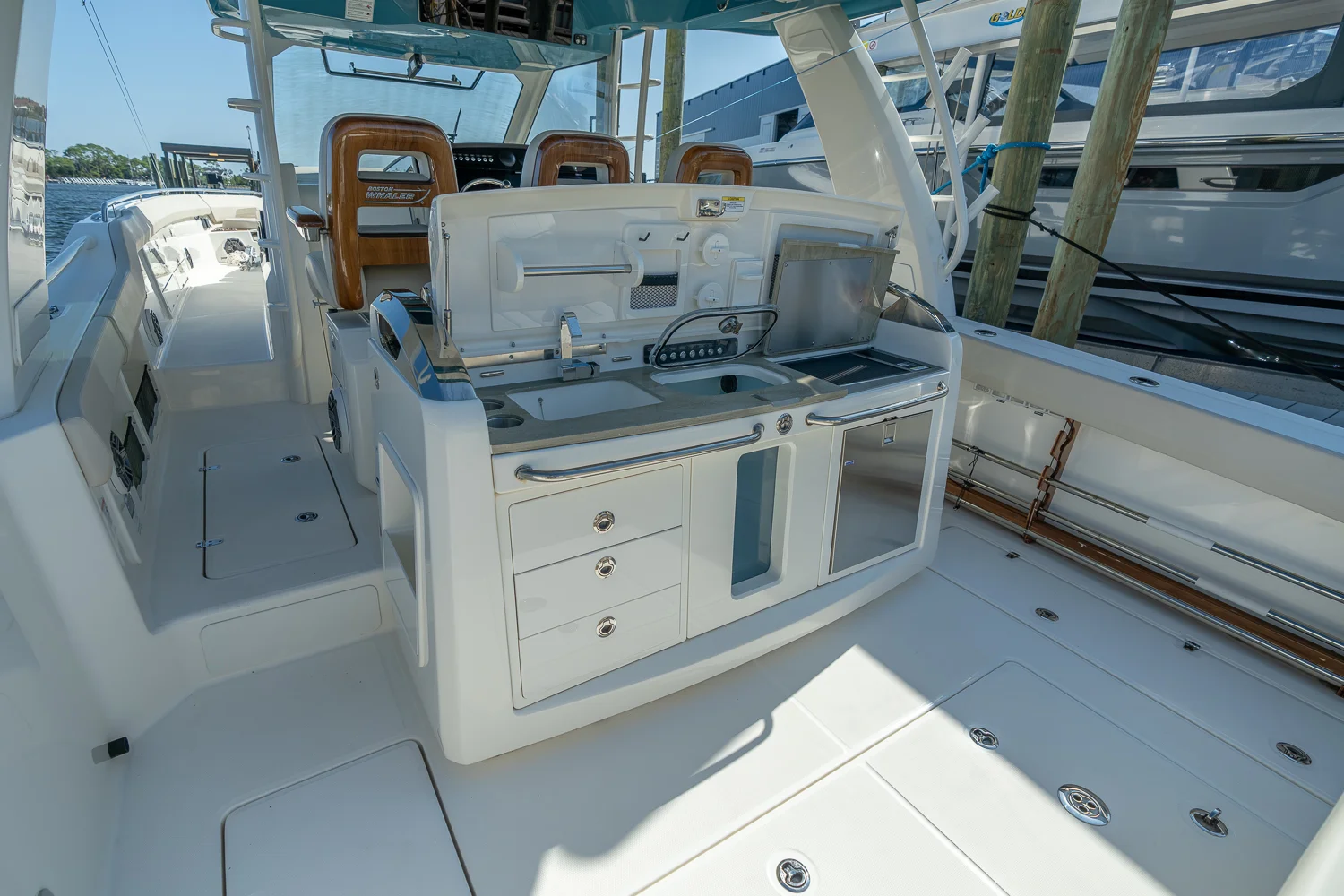 2025 Boston Whaler 420 Outrage Image Thumbnail #47