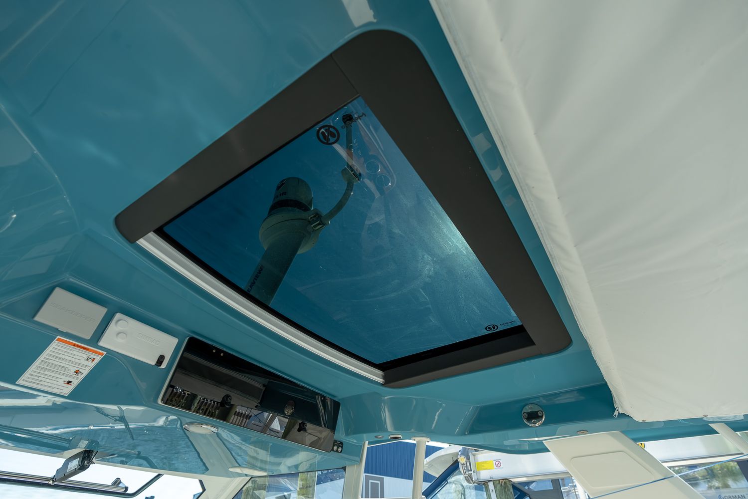 2025 Boston Whaler 420 Outrage Image Thumbnail #35