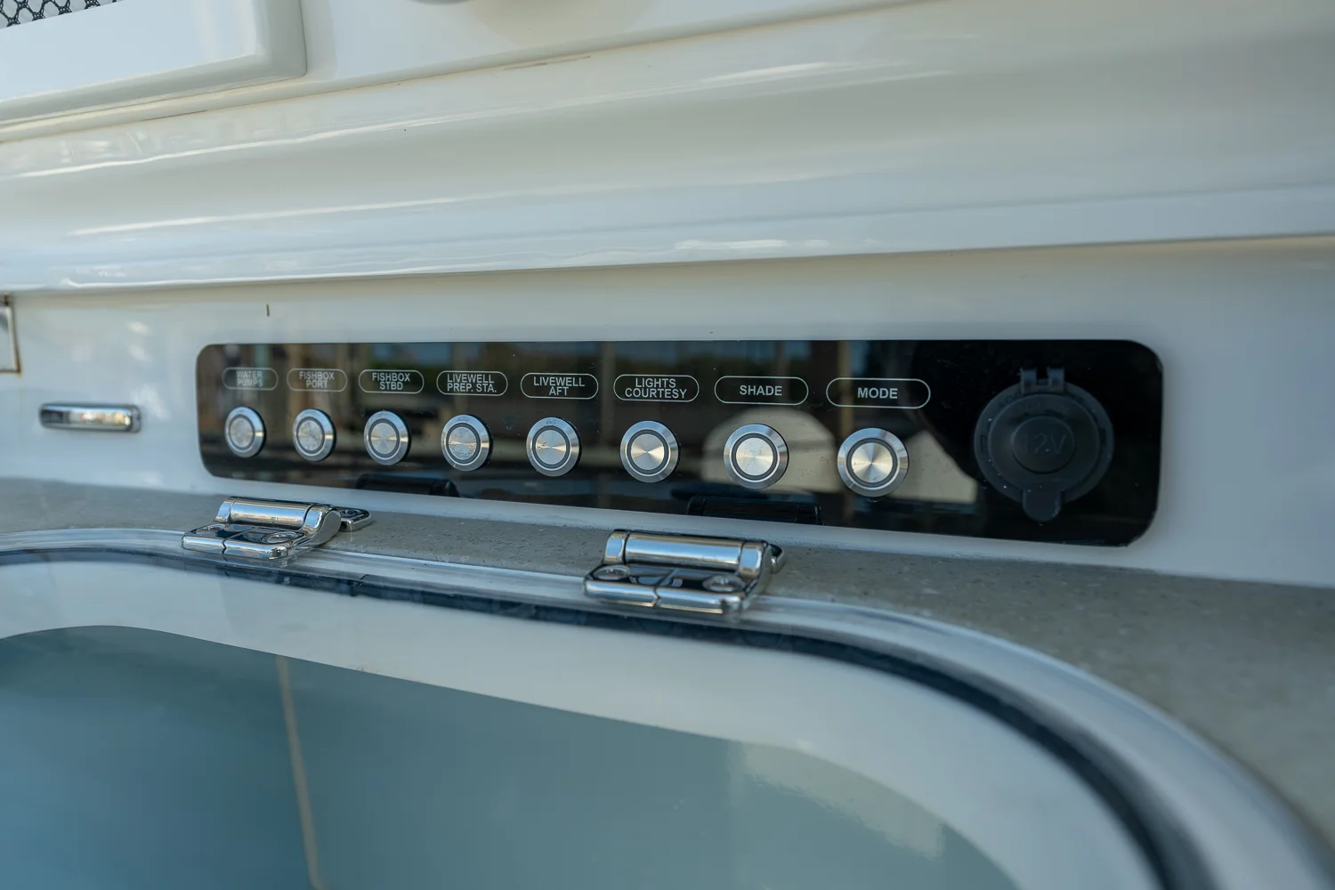 2025 Boston Whaler 420 Outrage Image Thumbnail #48