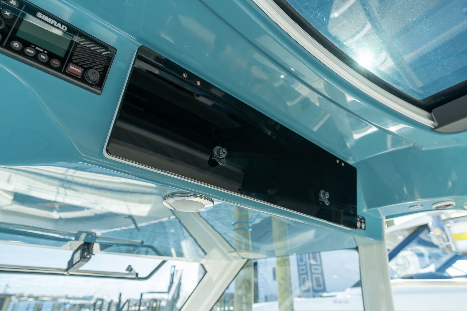 2025 Boston Whaler 420 Outrage Image Thumbnail #31