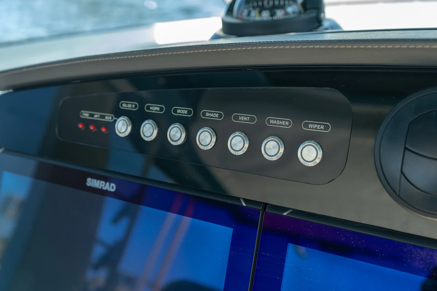 2025 Boston Whaler 420 Outrage Image Thumbnail #26