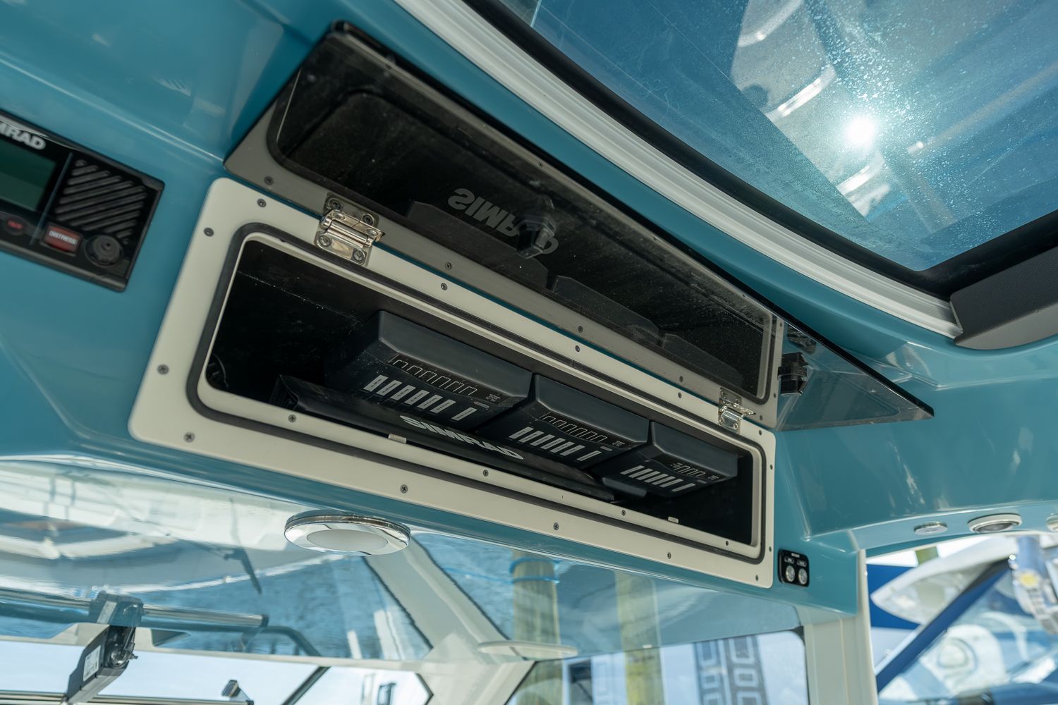 2025 Boston Whaler 420 Outrage Image Thumbnail #32