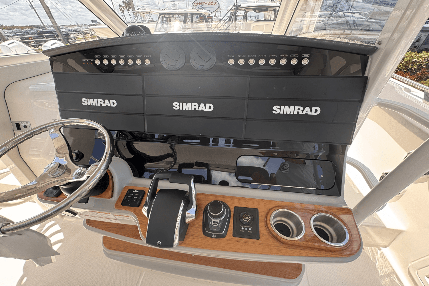 2025 Boston Whaler 420 Outrage Image Thumbnail #26