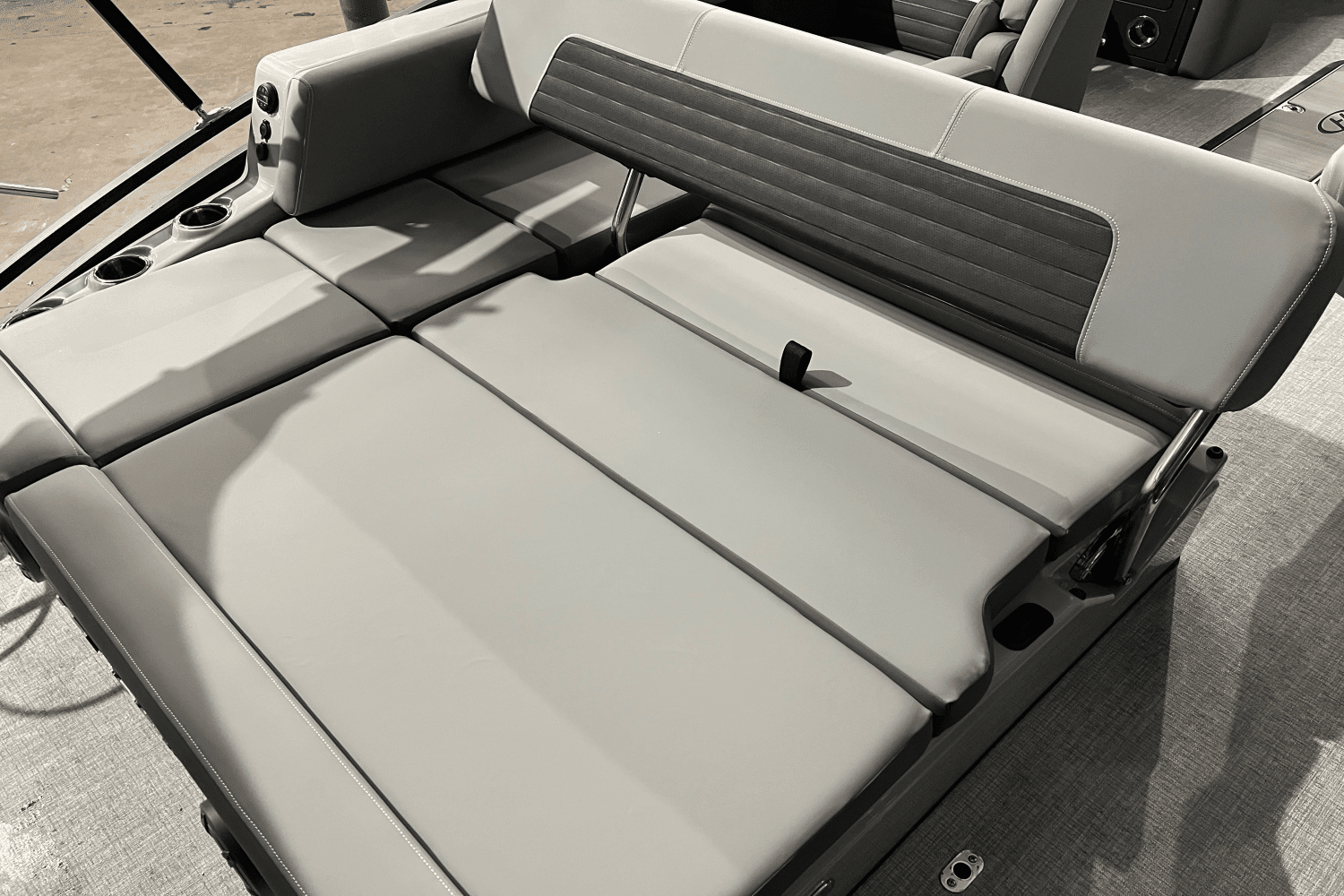 2024 Harris Solstice 230 Image Thumbnail #7