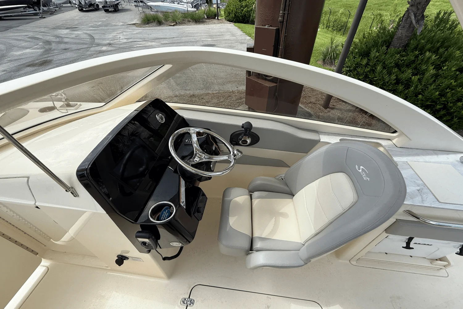 2022 Scout 240 DORADO Image Thumbnail #3