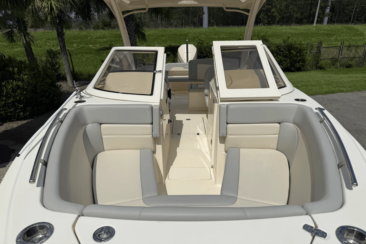 2022 Scout 240 DORADO Image Thumbnail #8