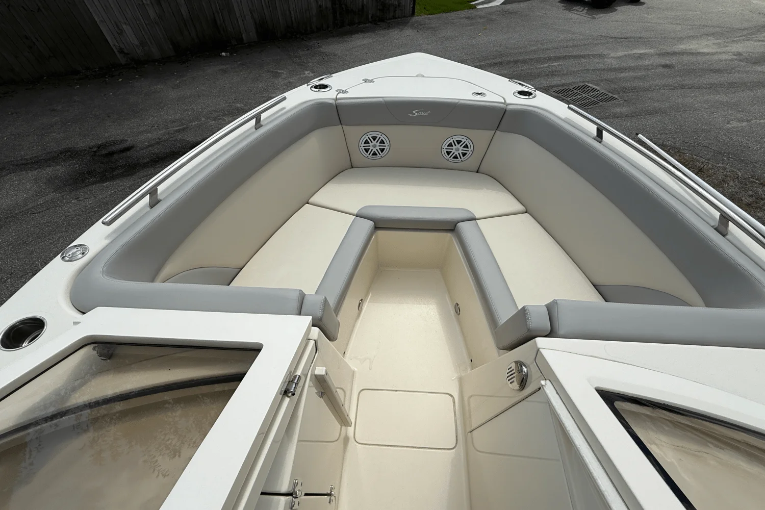 2022 Scout 240 DORADO Image Thumbnail #4