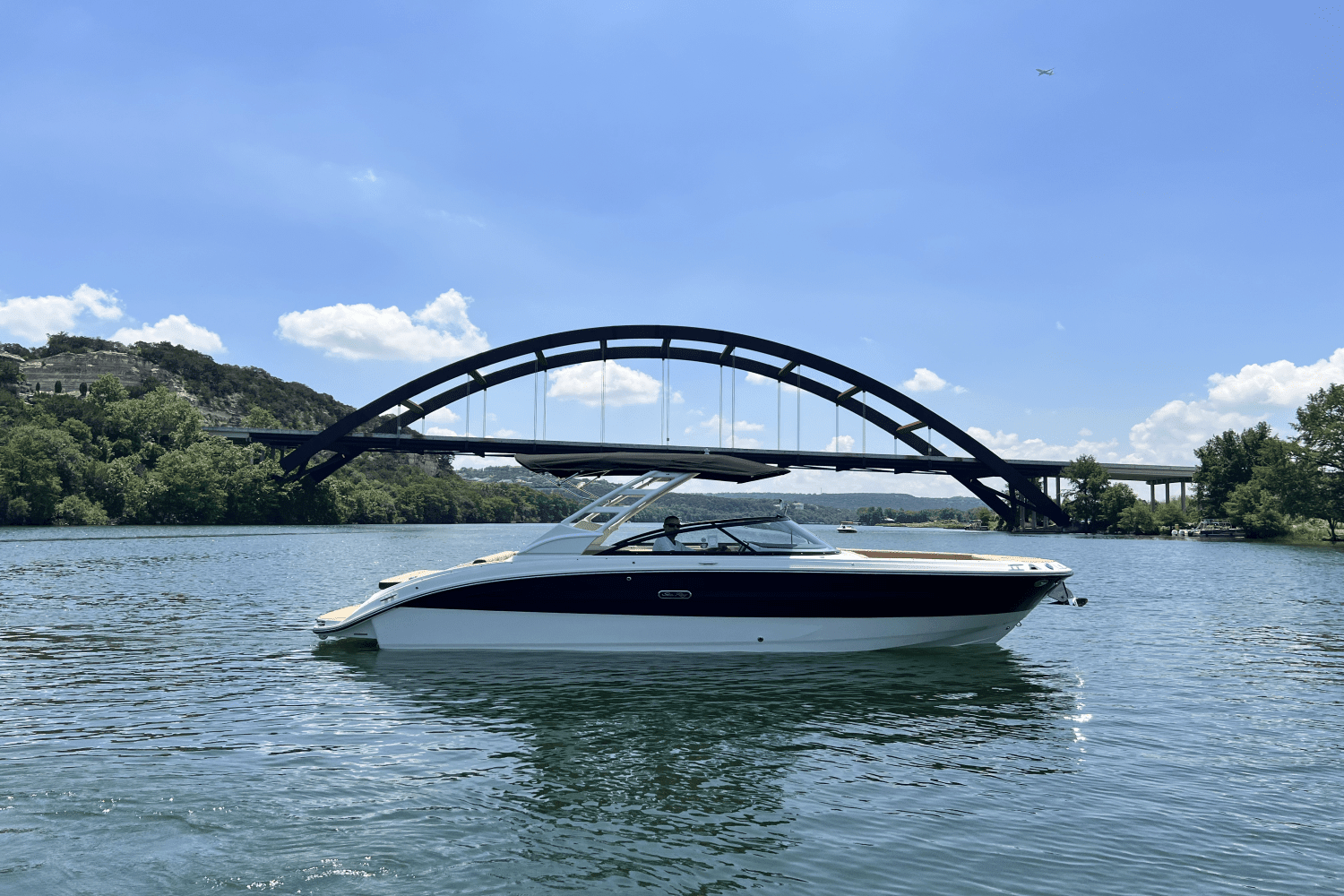 2024 Sea Ray SDX 270 Surf