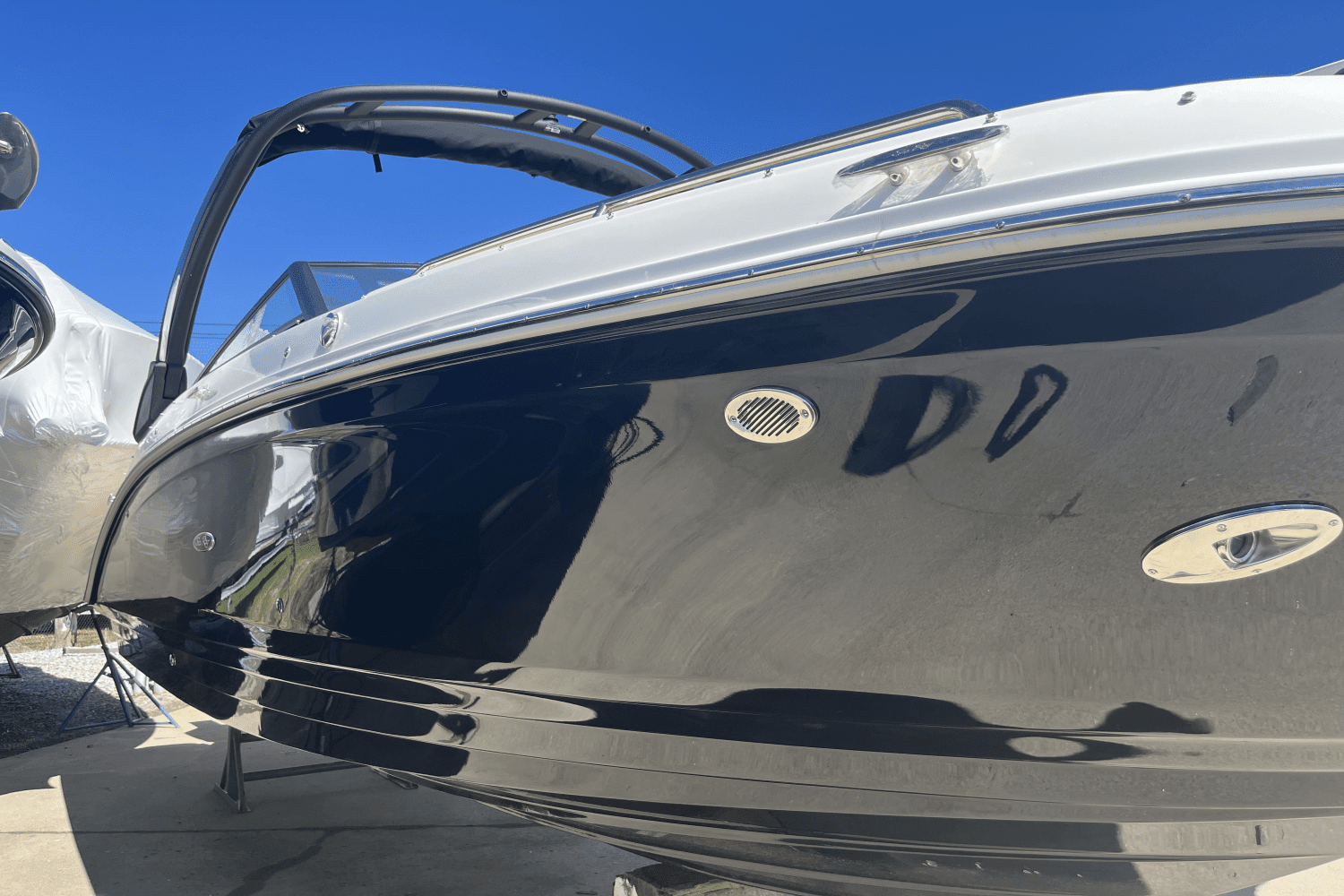2024 Sea Ray
                                                             SDX 270 Outboard Image Thumbnail #2