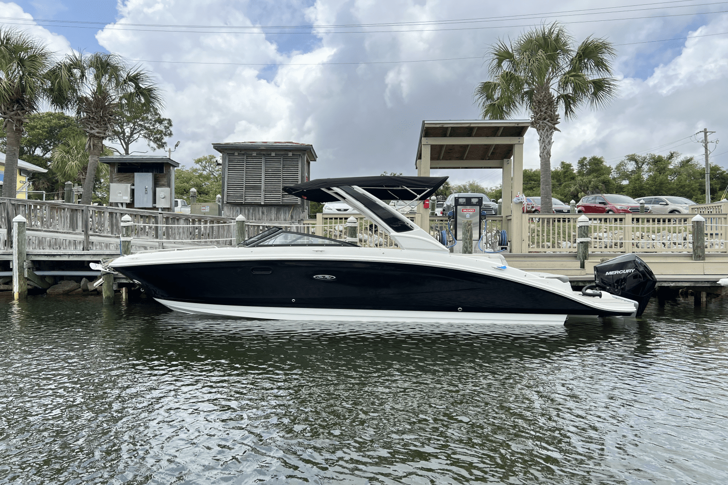 2024 Sea Ray SDX 270 Outboard Image Thumbnail #2