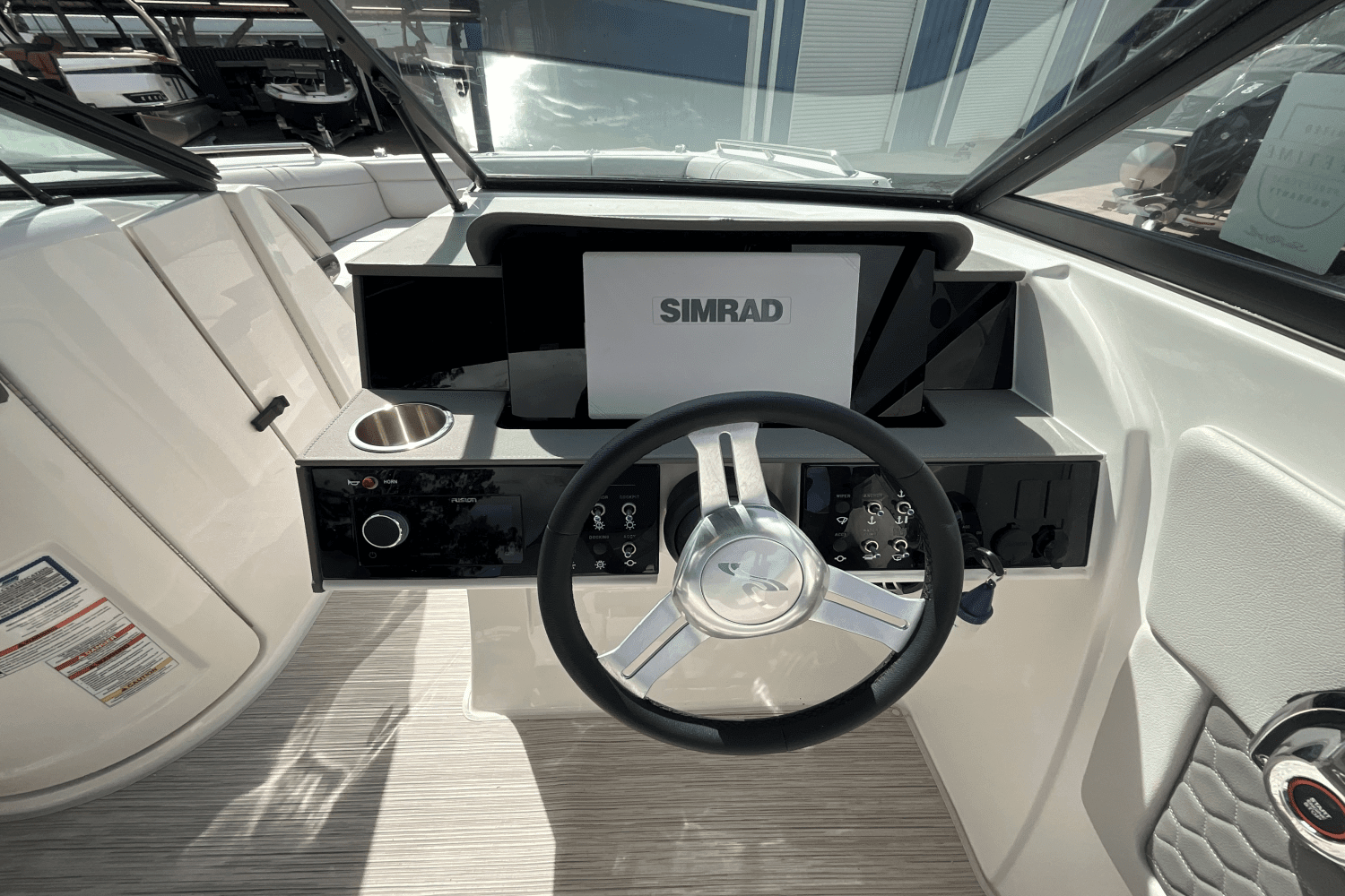 2024 Sea Ray SDX 270 Outboard Image Thumbnail #9