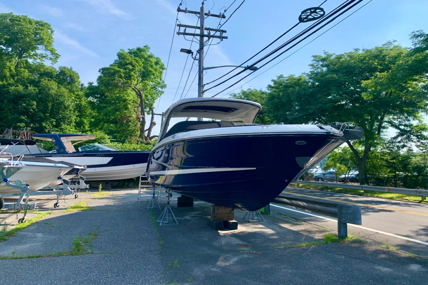 2024 Sea Ray 310 SLX Outboard Image Thumbnail #3