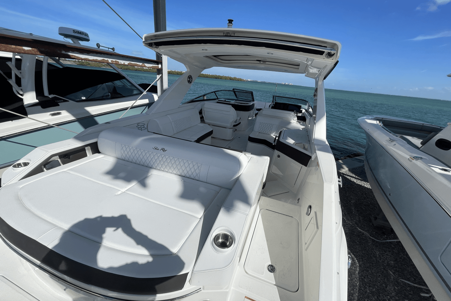 Thumbnail 3 for 2024 Sea Ray 310 SLX Outboard