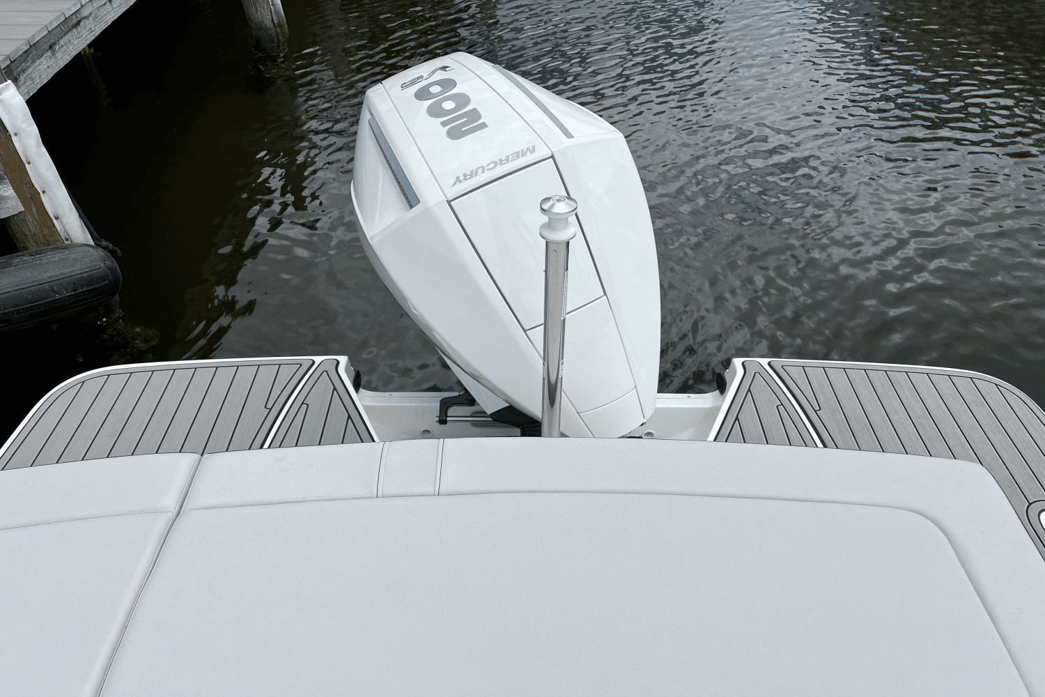 2024 Sea Ray SPX 230 Outboard Image Thumbnail #4