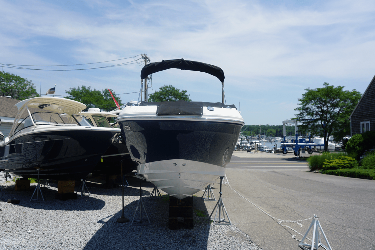 2024 Sea Ray SDX 250 Outboard Image Thumbnail #5