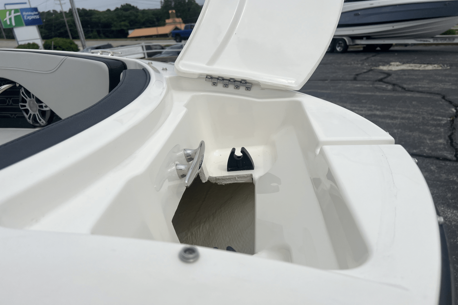 2024 Sea Ray SPX 210 Image Thumbnail #12