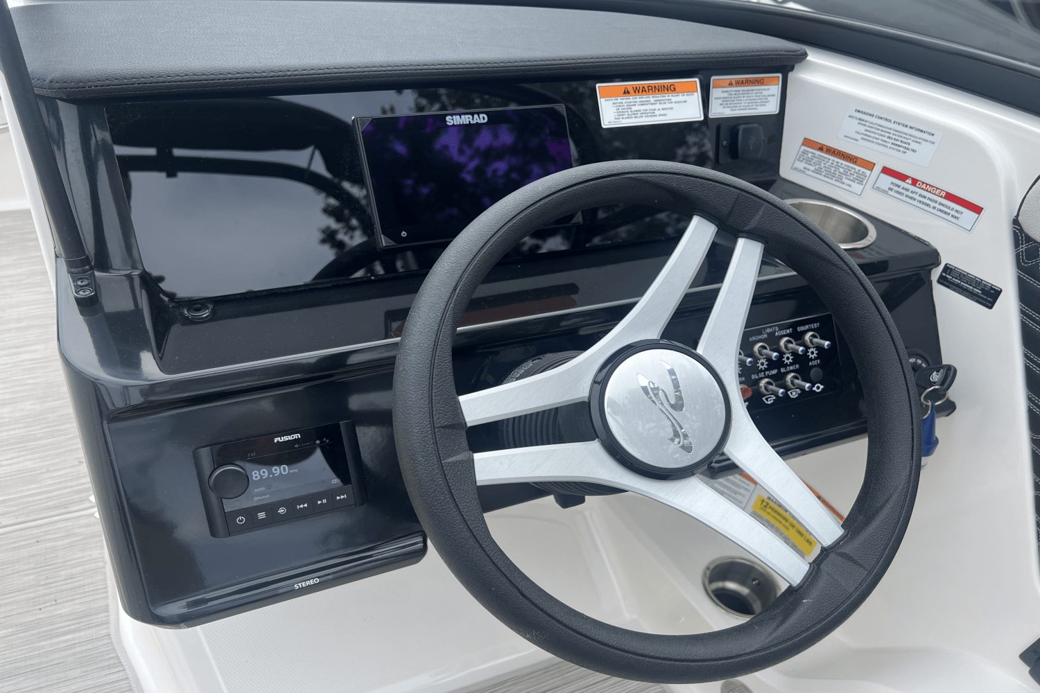 2024 Sea Ray SPX 210 Image Thumbnail #4