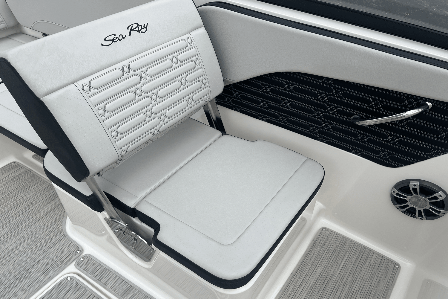 2024 Sea Ray SPX 210 Image Thumbnail #37