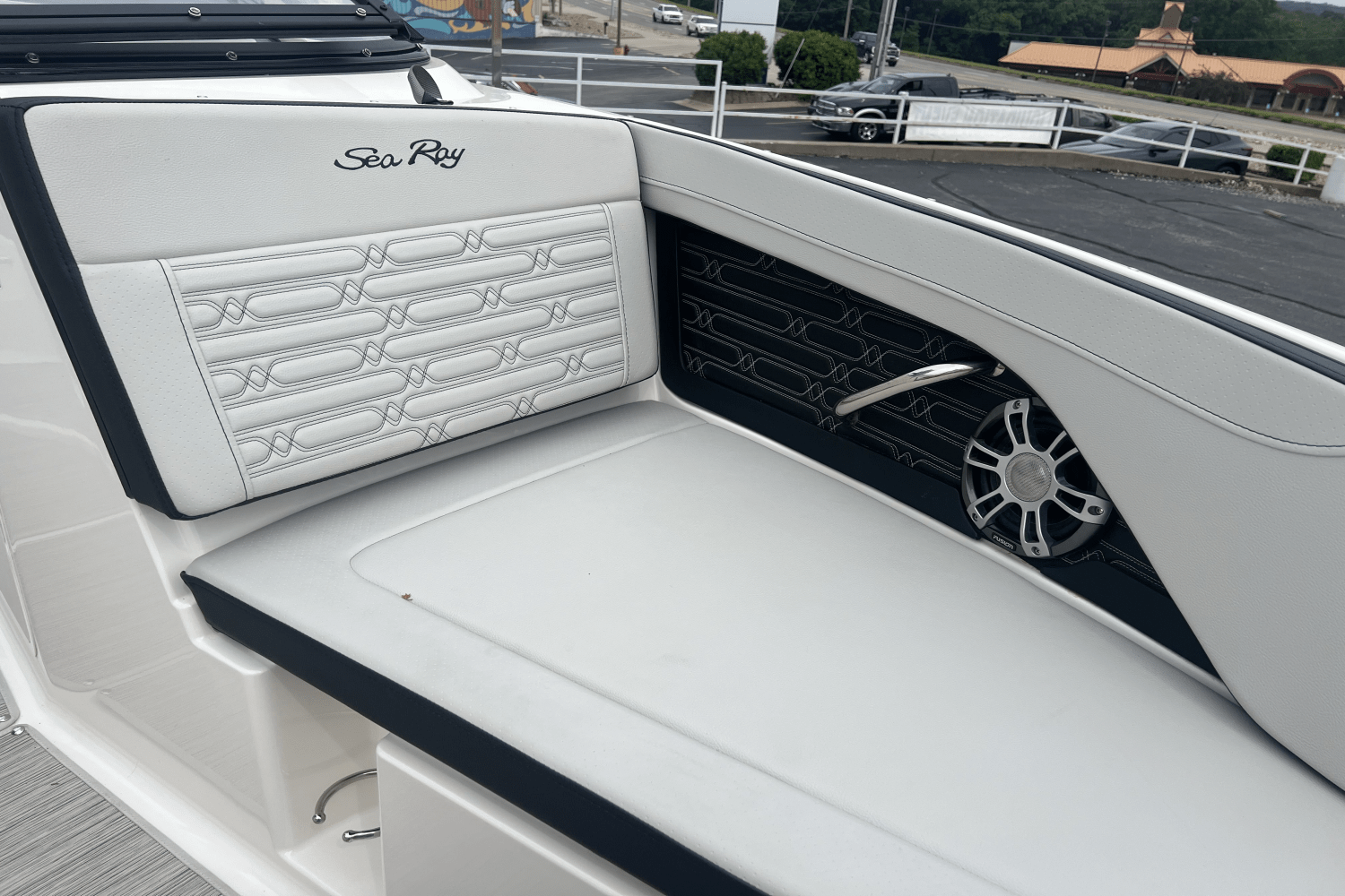 2024 Sea Ray SPX 210 Image Thumbnail #13