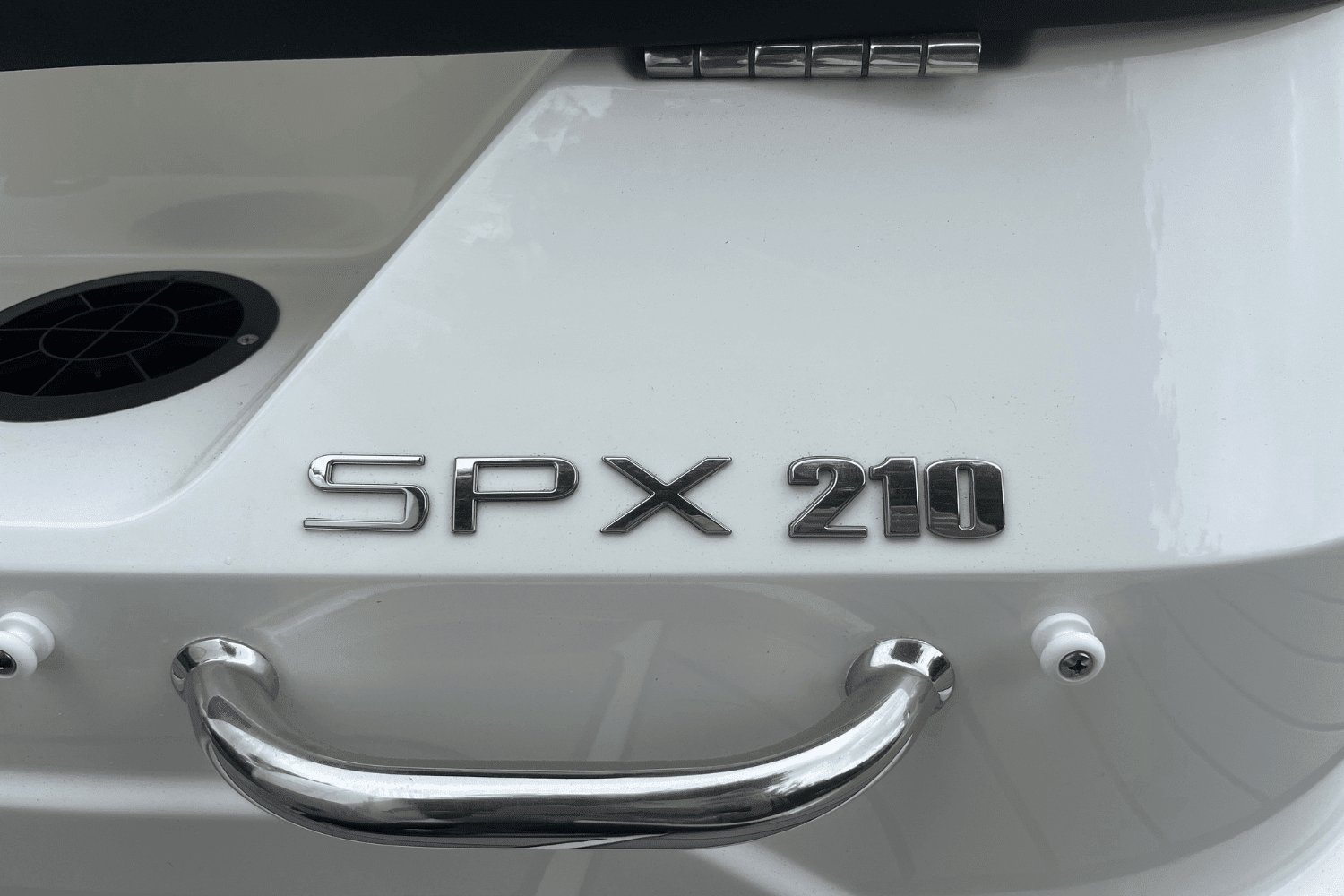 2025 Sea Ray SPX 210 Outboard Image Thumbnail #13