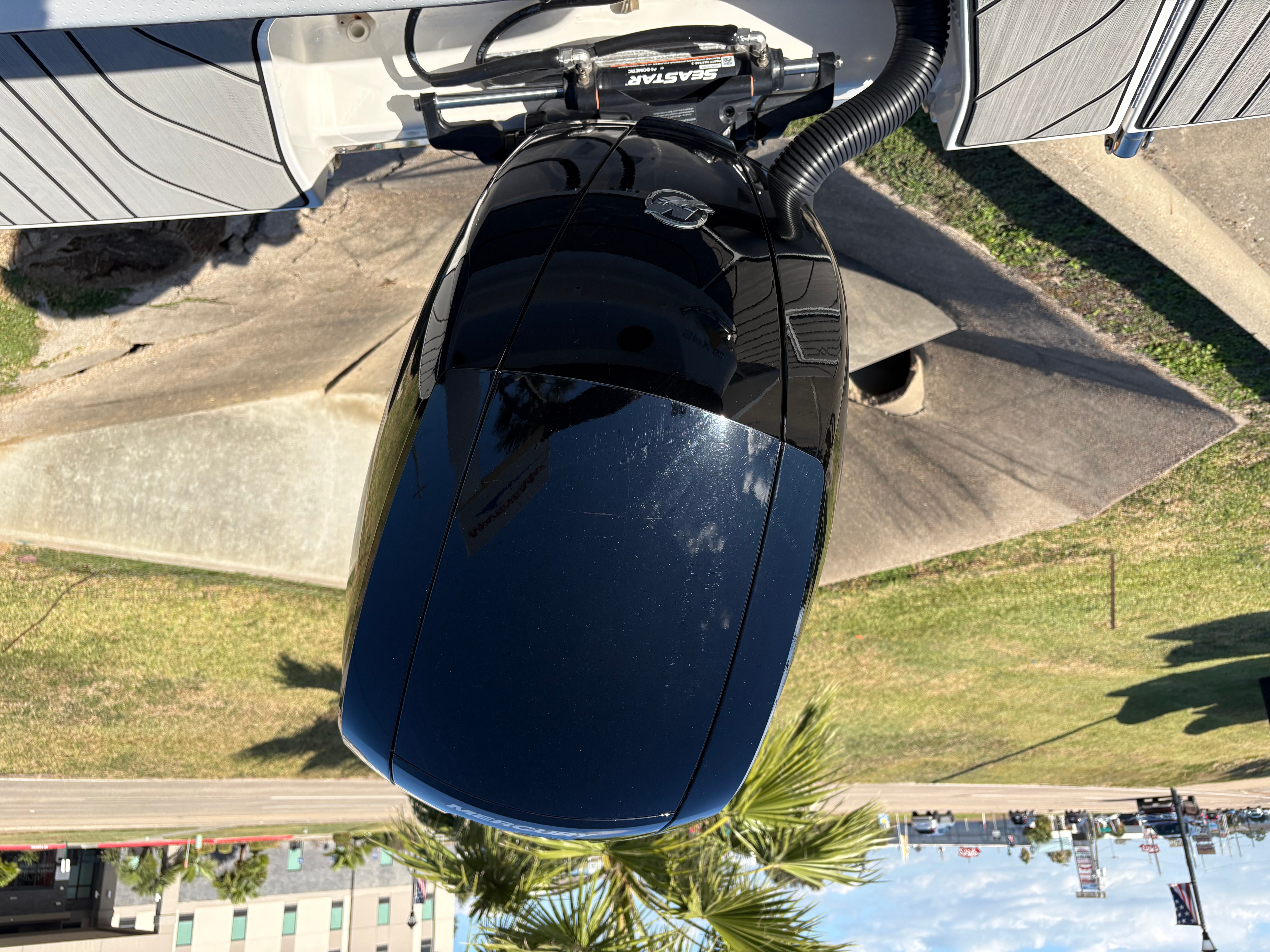 2025 Sea Ray SPX 190 Outboard Image Thumbnail #17