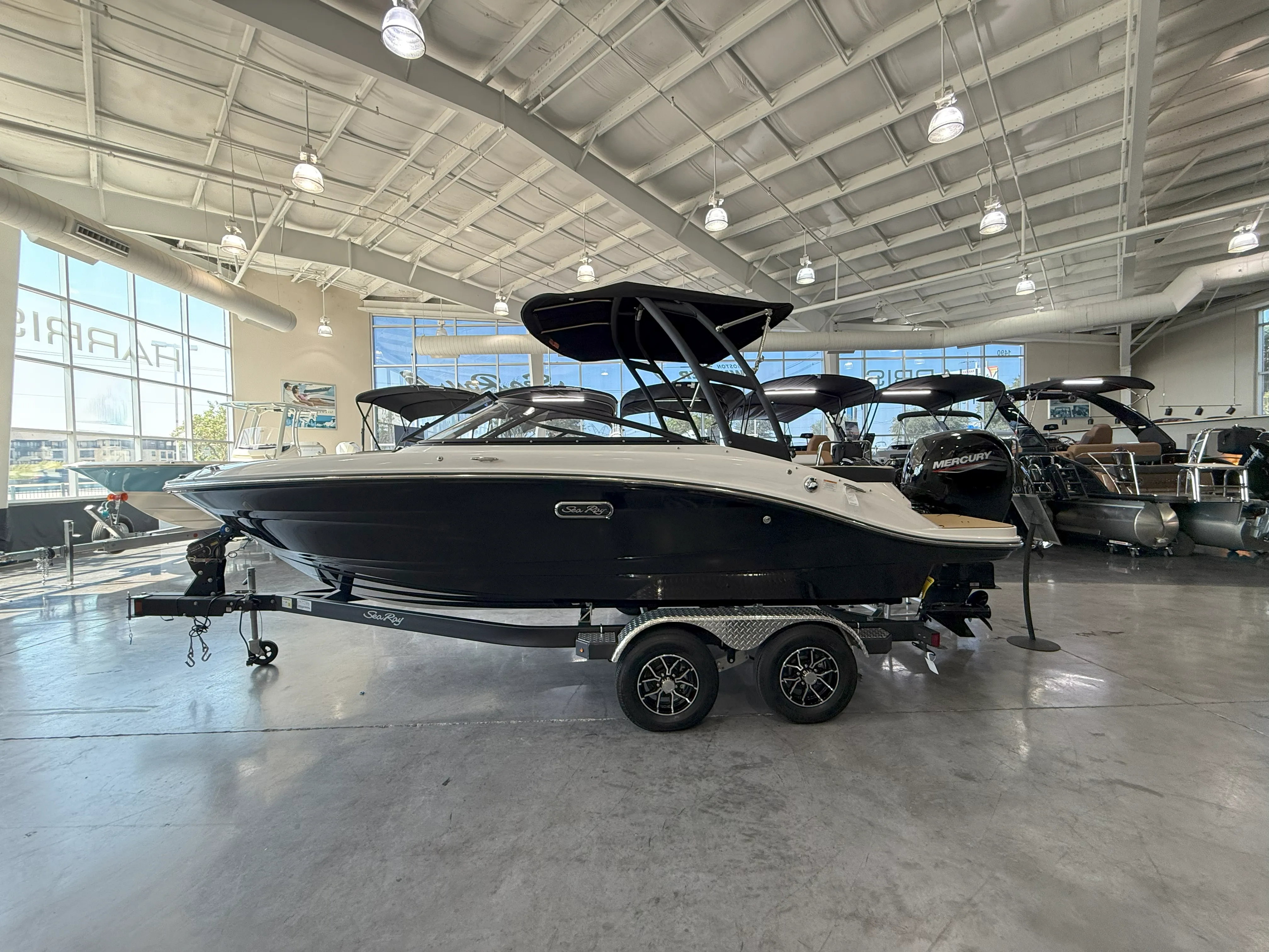 2025 Sea Ray SPX 190 Outboard Image Thumbnail #0