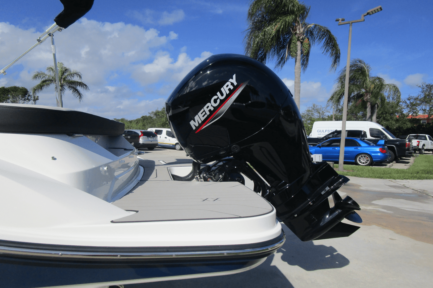 2025 Sea Ray SPX 190 Outboard Image Thumbnail #16