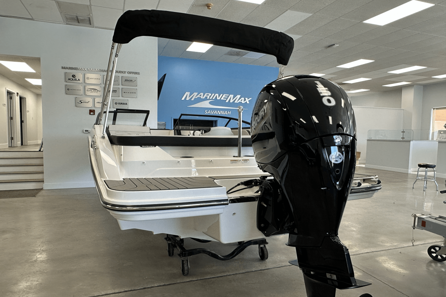 2025 Sea Ray SPX 190 Outboard Image Thumbnail #1