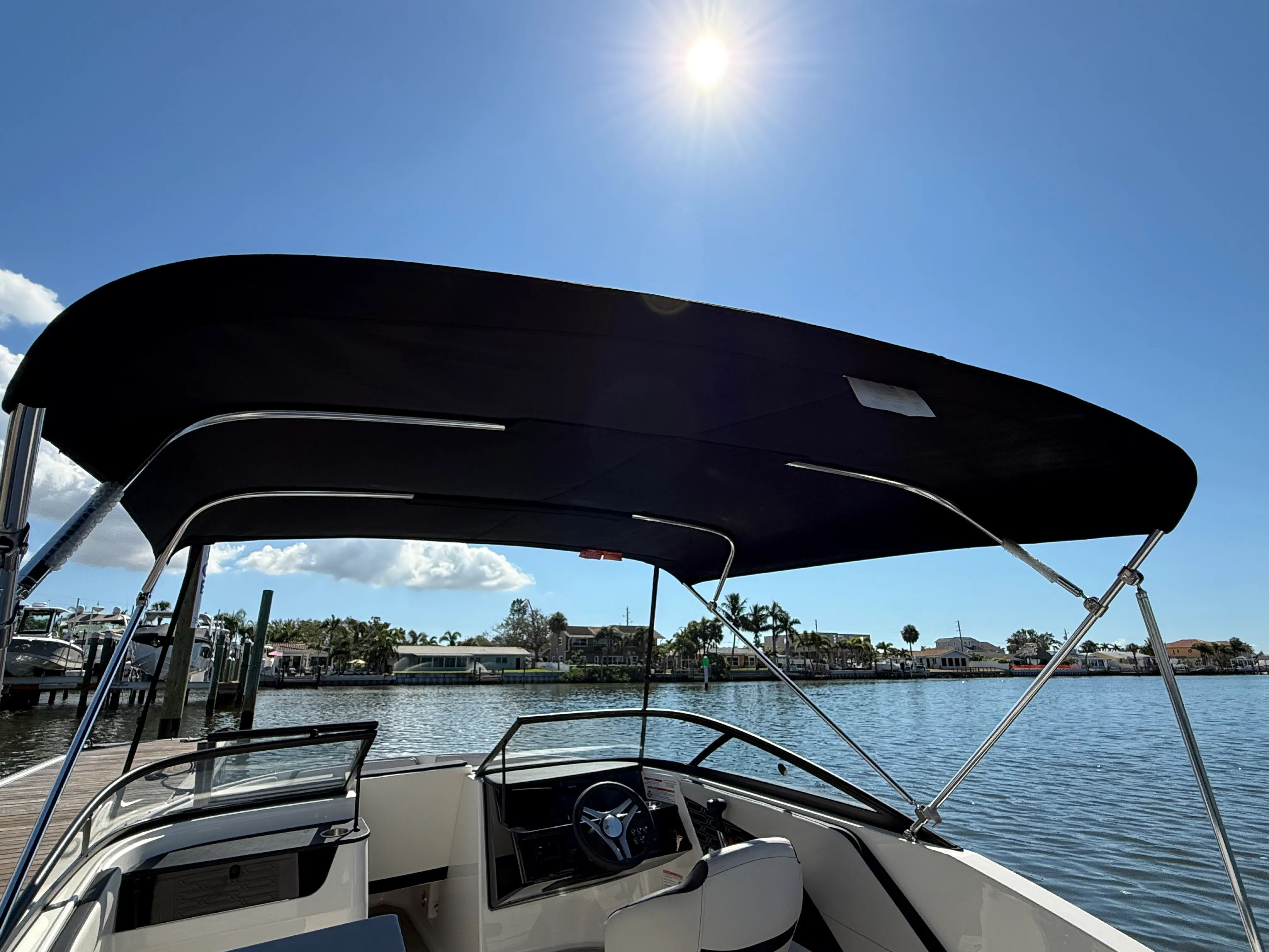 2025 Sea Ray SPX 190 Outboard Image Thumbnail #27