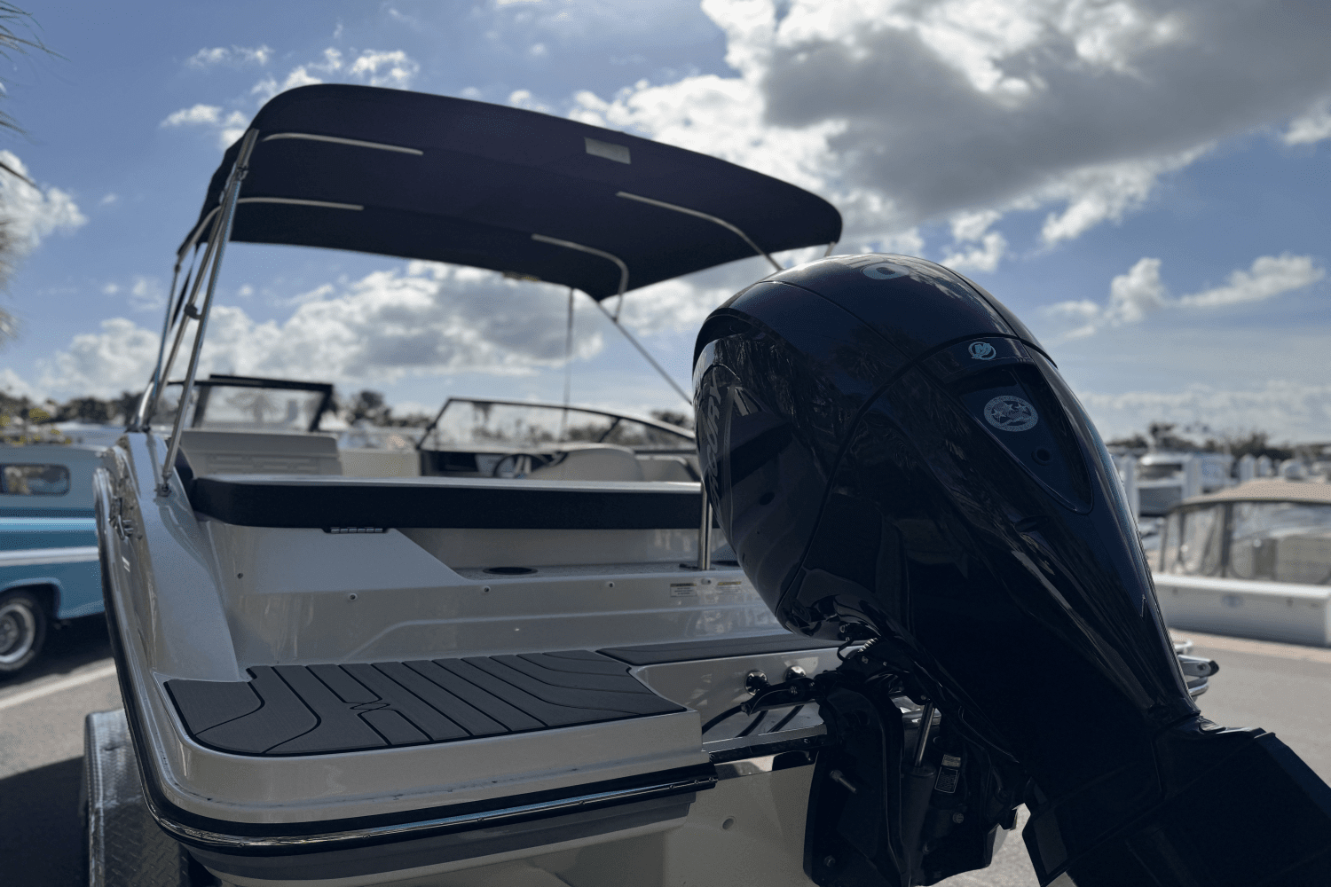 2025 Sea Ray SPX 190 Outboard Image Thumbnail #1