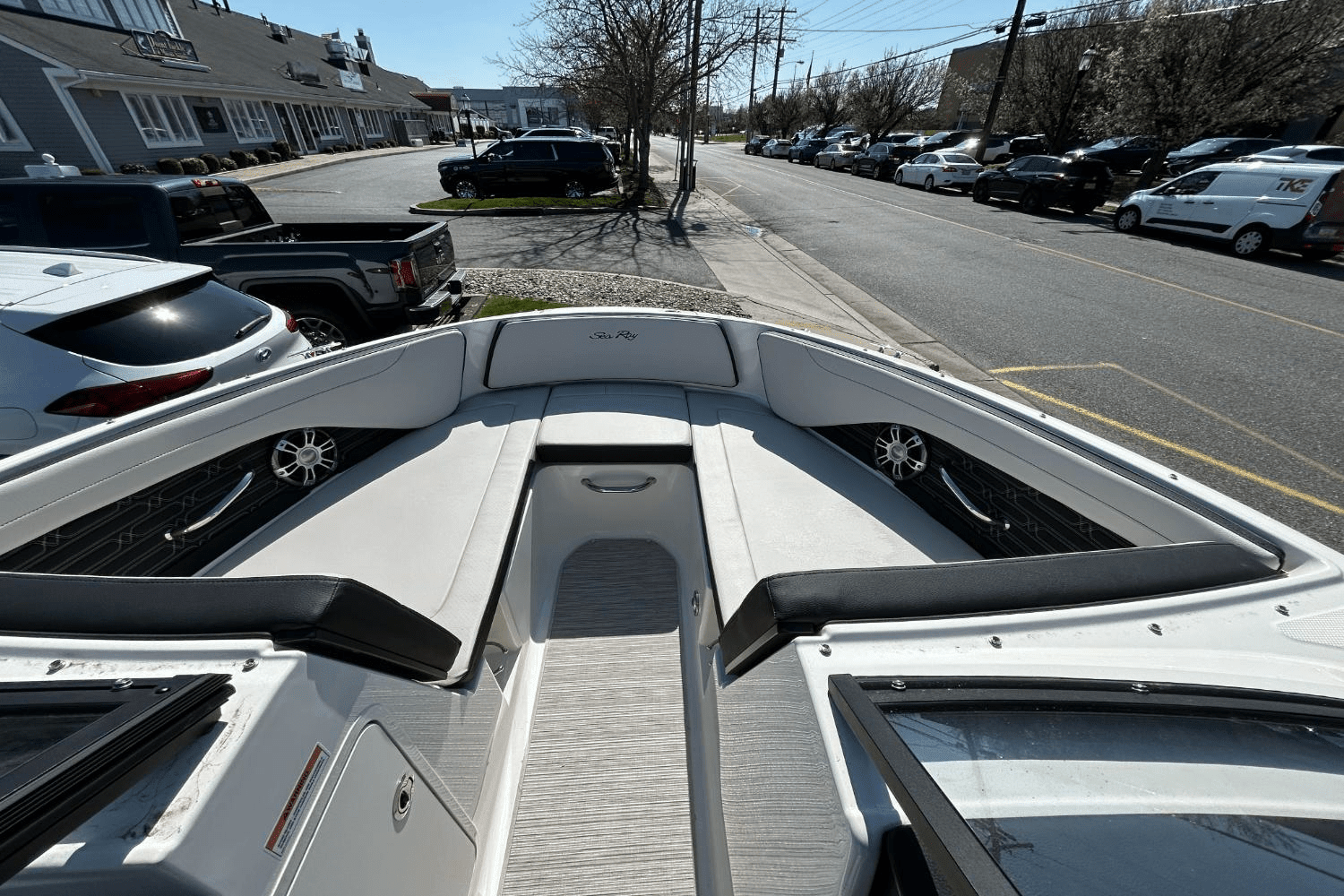 2025 Sea Ray SPX 190 Outboard Image Thumbnail #21