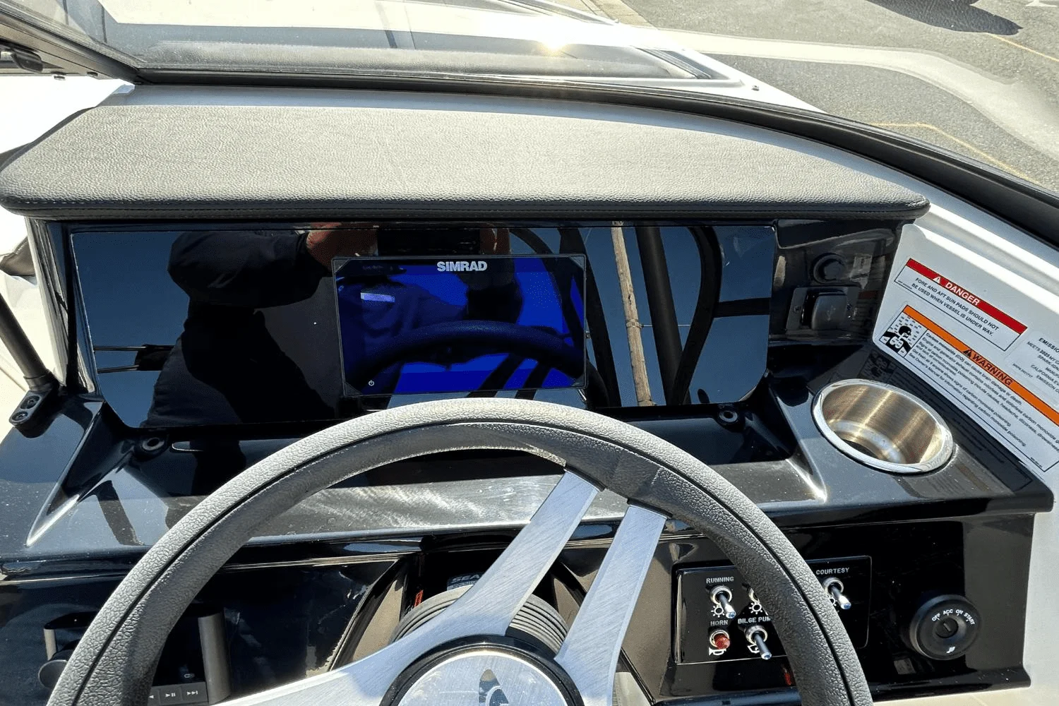 2025 Sea Ray SPX 190 Outboard Image Thumbnail #13