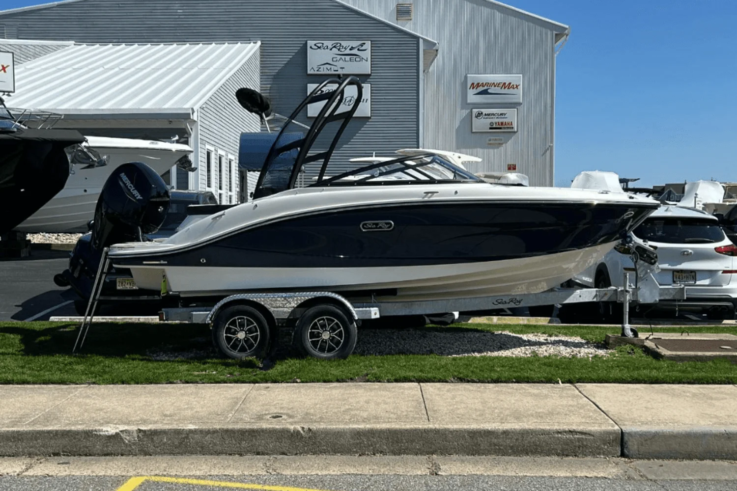 2025 Sea Ray SPX 190 Outboard Image Thumbnail #0