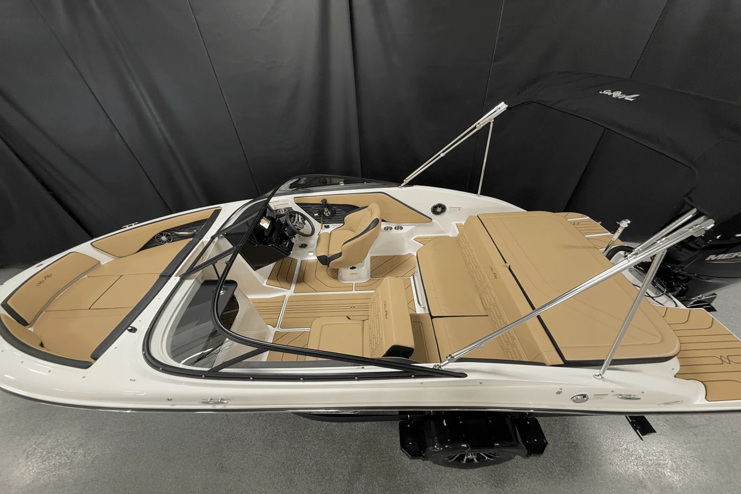 2025 Sea Ray SPX 190 Outboard Image Thumbnail #7