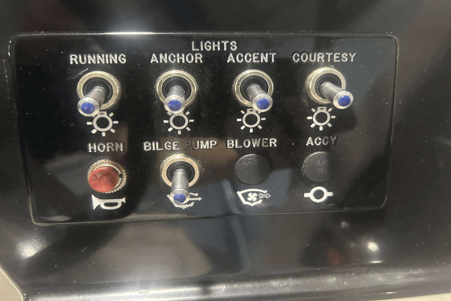 2025 Sea Ray SPX 190 Outboard Image Thumbnail #5
