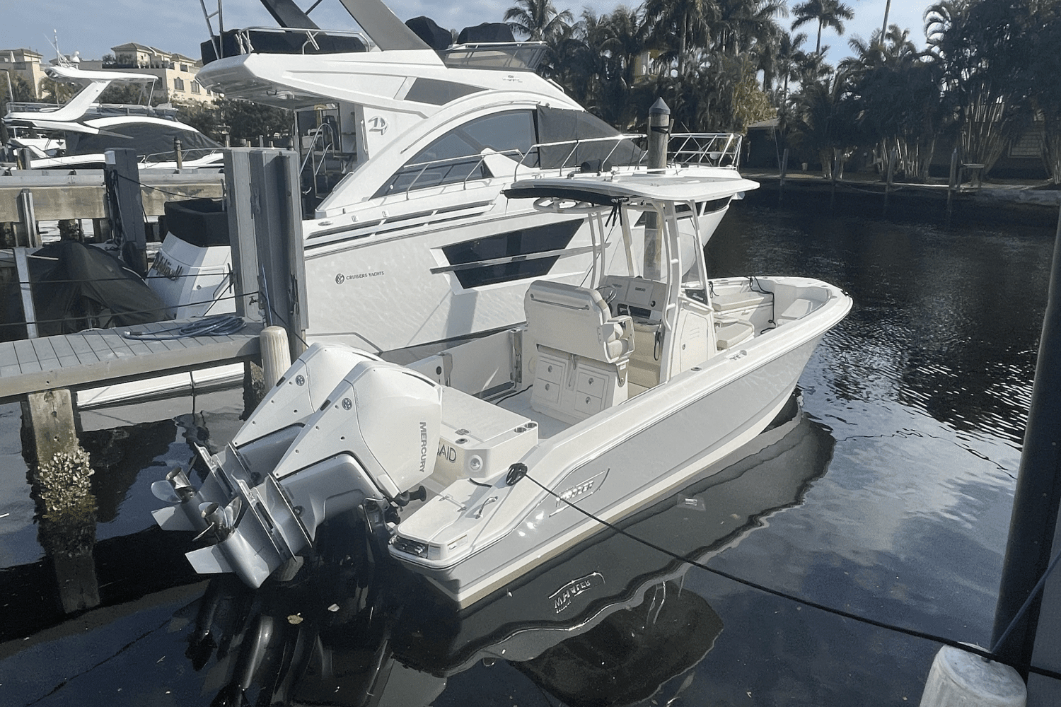 Thumbnail 2 for 2023 Boston Whaler 280 Dauntless