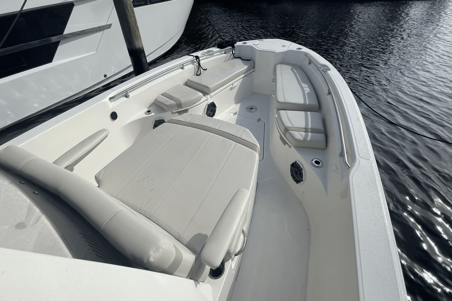 2023 Boston Whaler 280 Dauntless Image Thumbnail #11