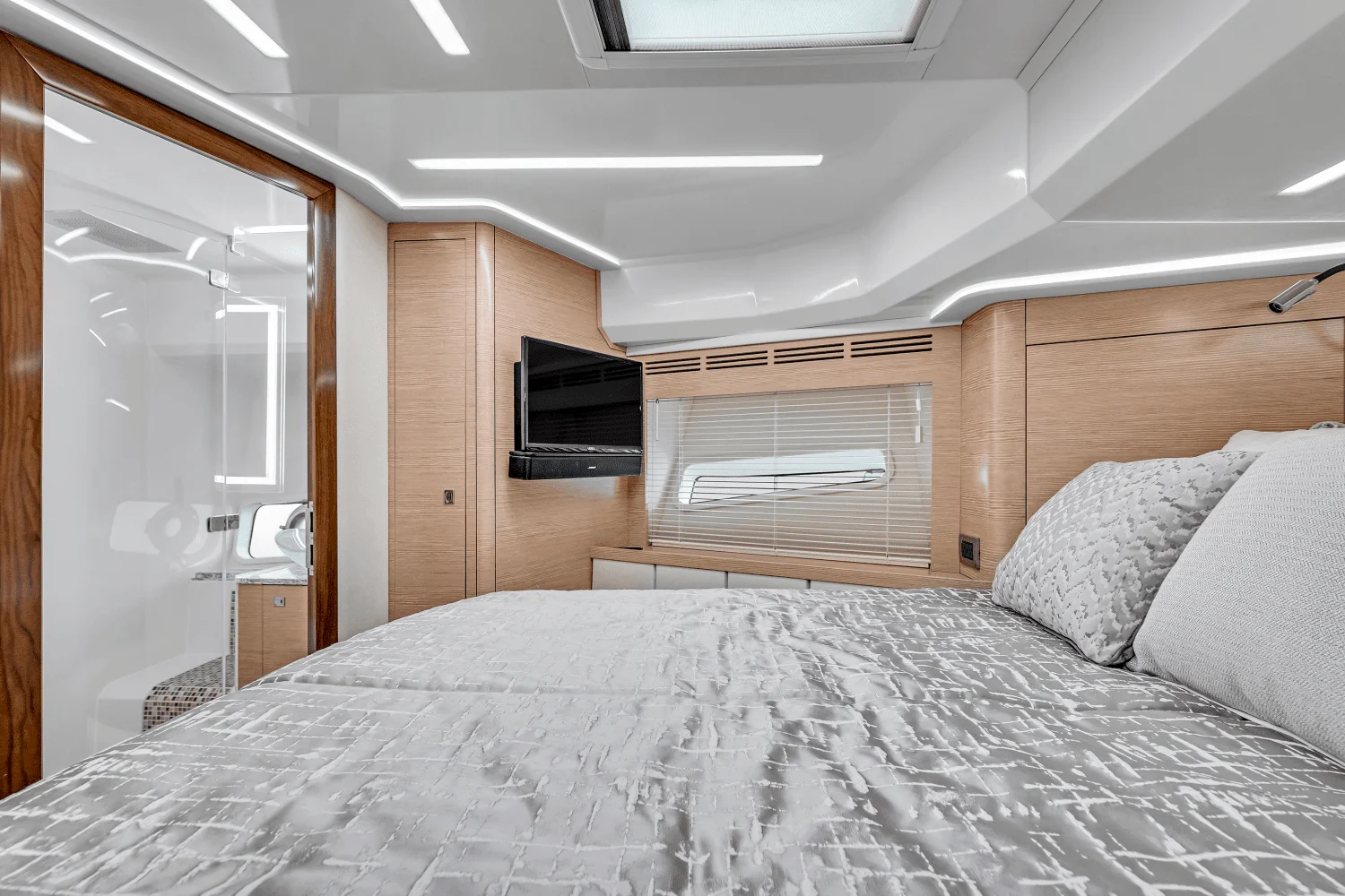 2021 Ocean Alexander 45 DIVERGENCE COUPE Image Thumbnail #42