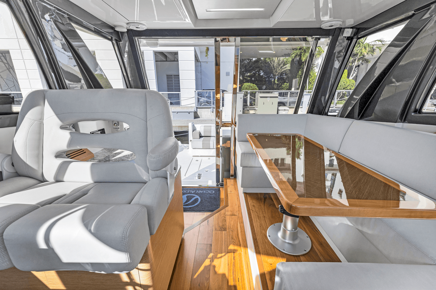 2021 Ocean Alexander 45 DIVERGENCE COUPE Image Thumbnail #32