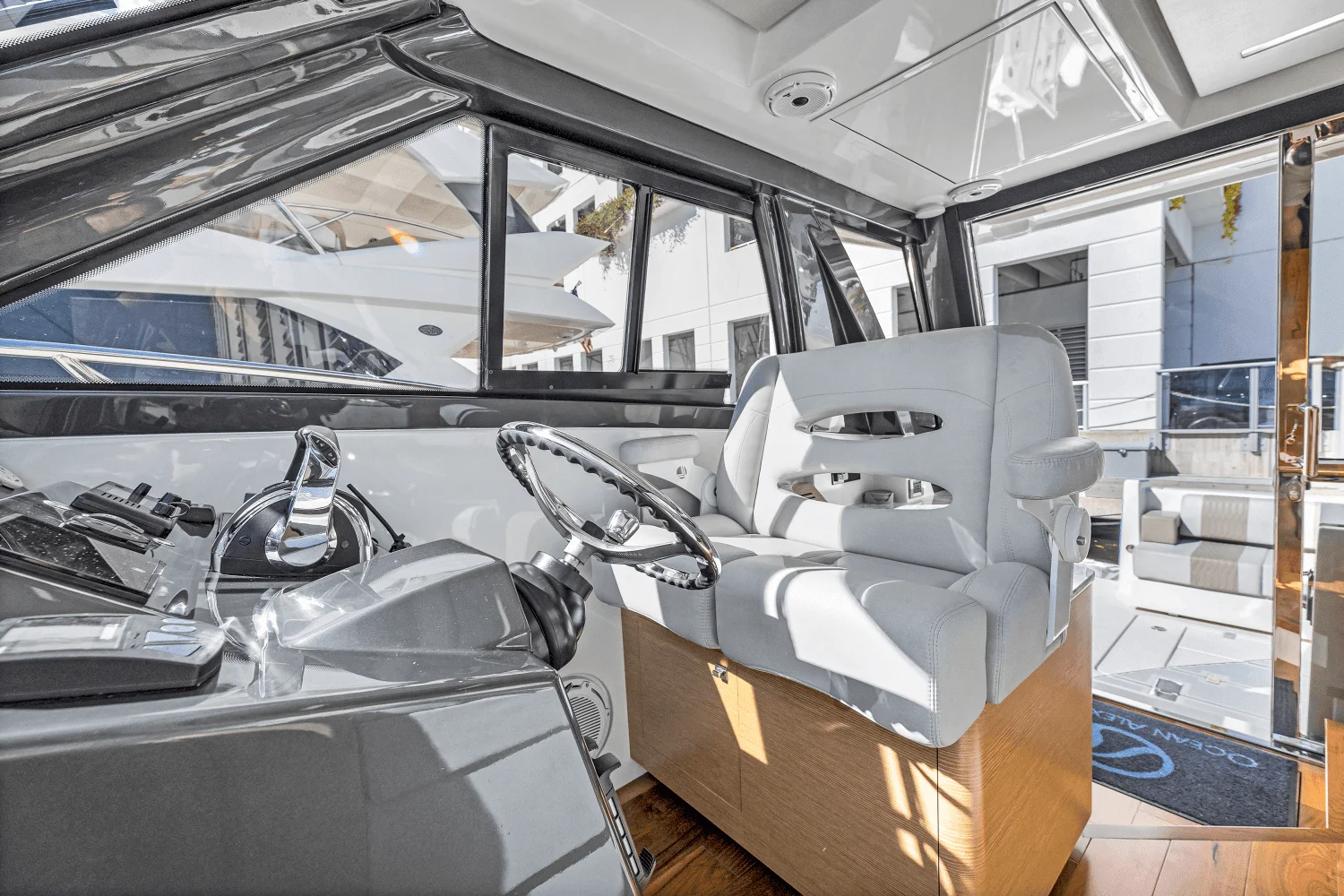 2021 Ocean Alexander 45 DIVERGENCE COUPE Image Thumbnail #31