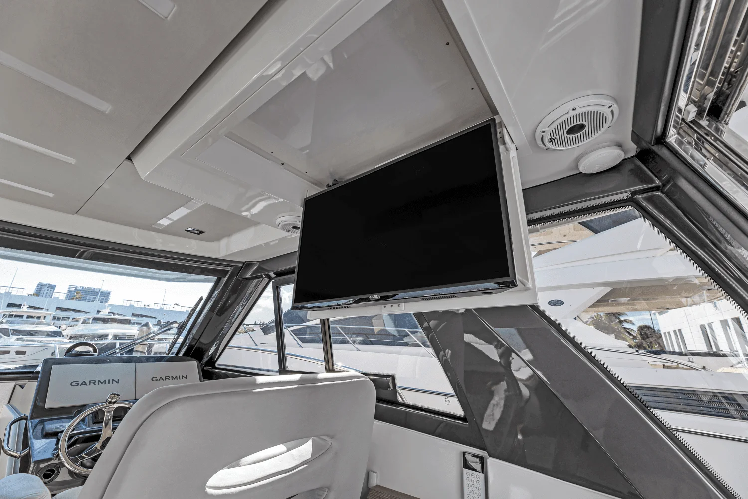 2021 Ocean Alexander 45 DIVERGENCE COUPE Image Thumbnail #54