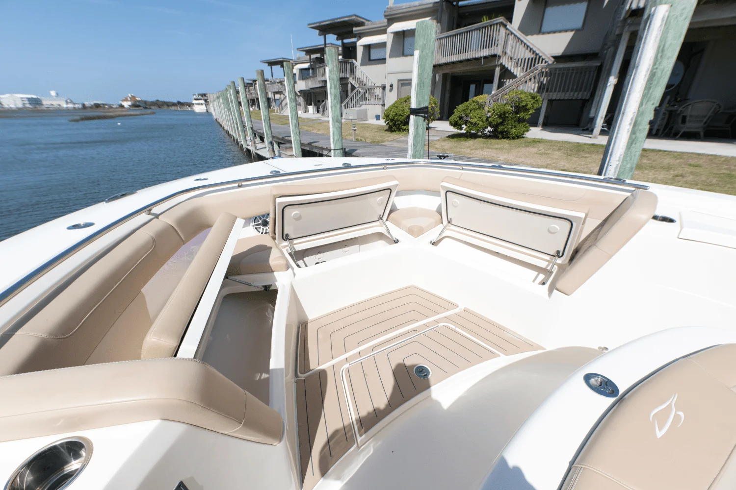 2023 Scout 400 LXF Image Thumbnail #10