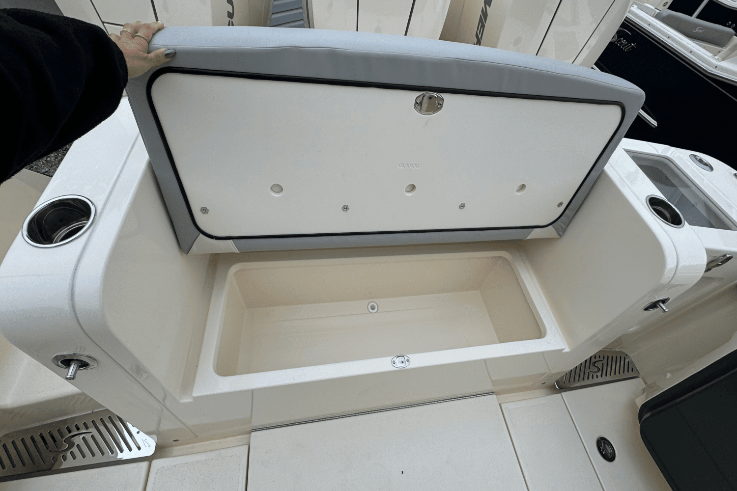 2025 Scout 377 LXF Image Thumbnail #4