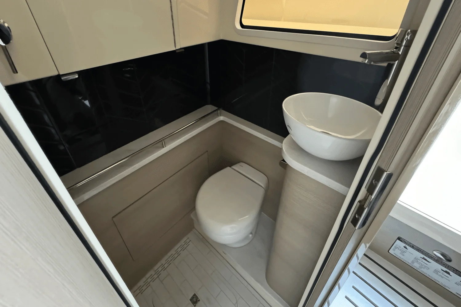 2025 Scout 377 LXF Image Thumbnail #50