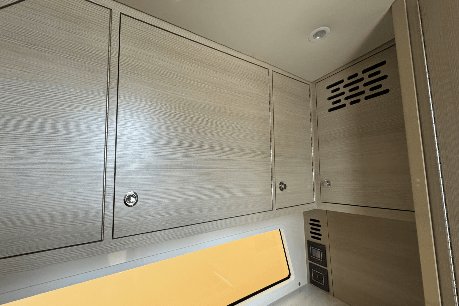 2025 Scout 377 LXF Image Thumbnail #45