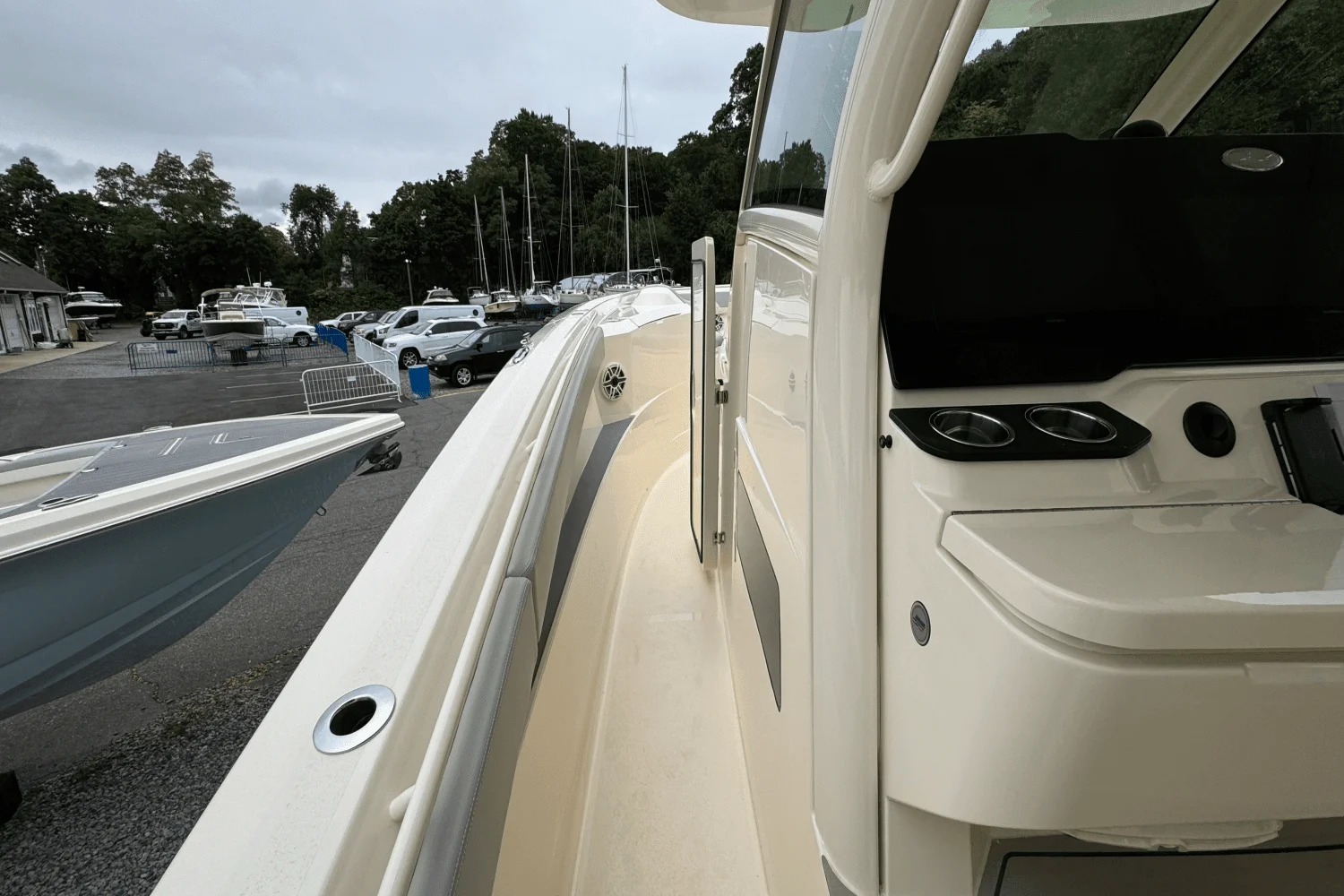 2025 Scout 377 LXF Image Thumbnail #41