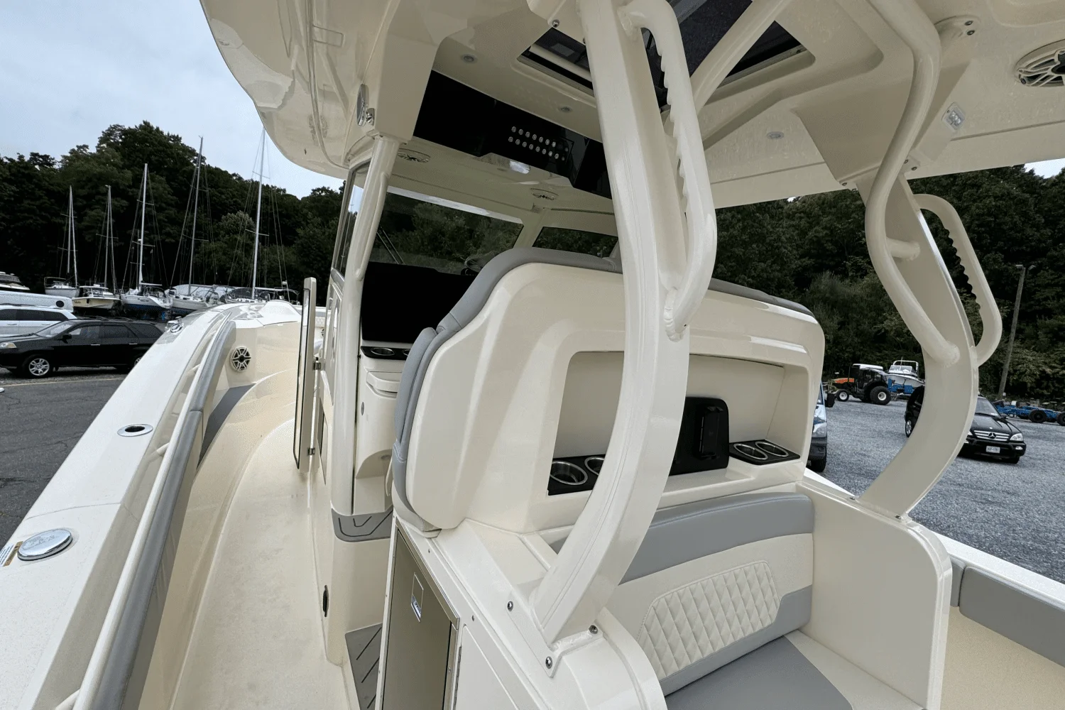 2025 Scout 377 LXF Image Thumbnail #16